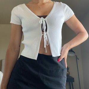 White ribbed tie front shirt